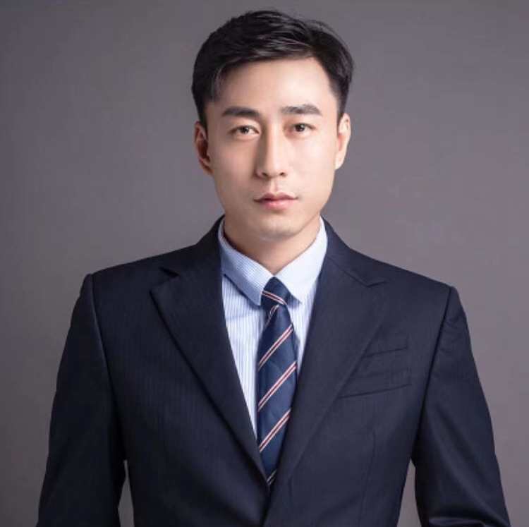 袁月 包装与印刷设计负责人